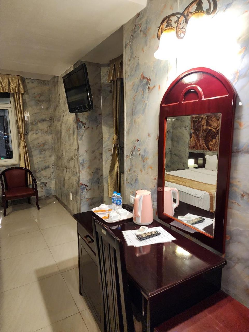 Sea Light Hotel Rach Gia Bagian luar foto