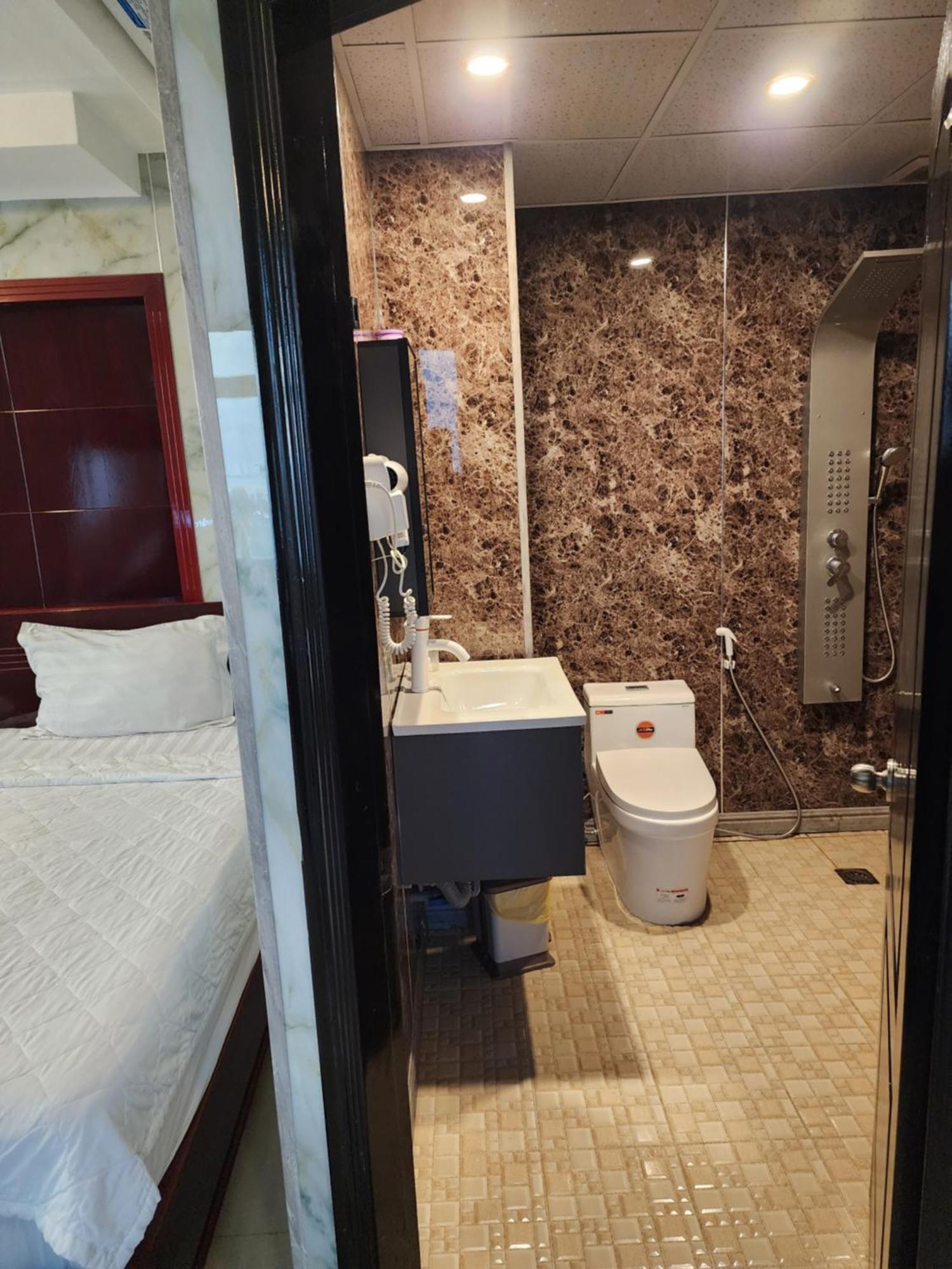Sea Light Hotel Rach Gia Bagian luar foto