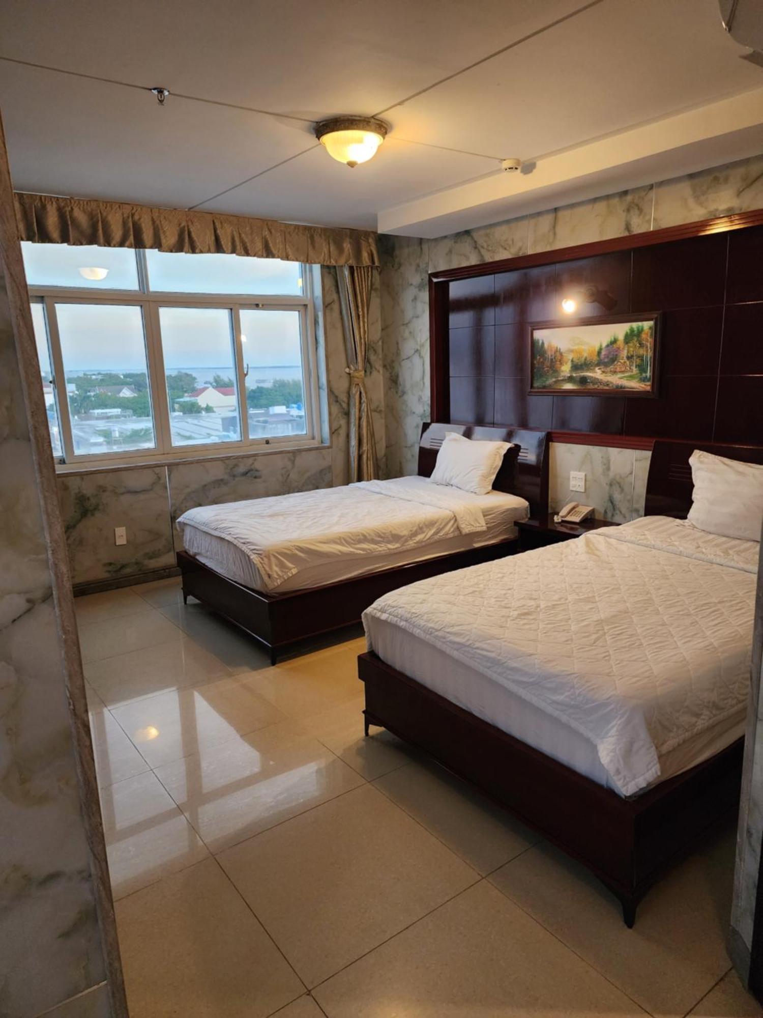 Sea Light Hotel Rach Gia Bagian luar foto